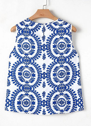 Printed Crew Neck Sleeveless Top - MimiStylez