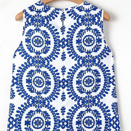 Printed Crew Neck Sleeveless Top - MimiStylez