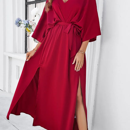 Vestido de manga tres cuartos con cuello en V y abertura anudada