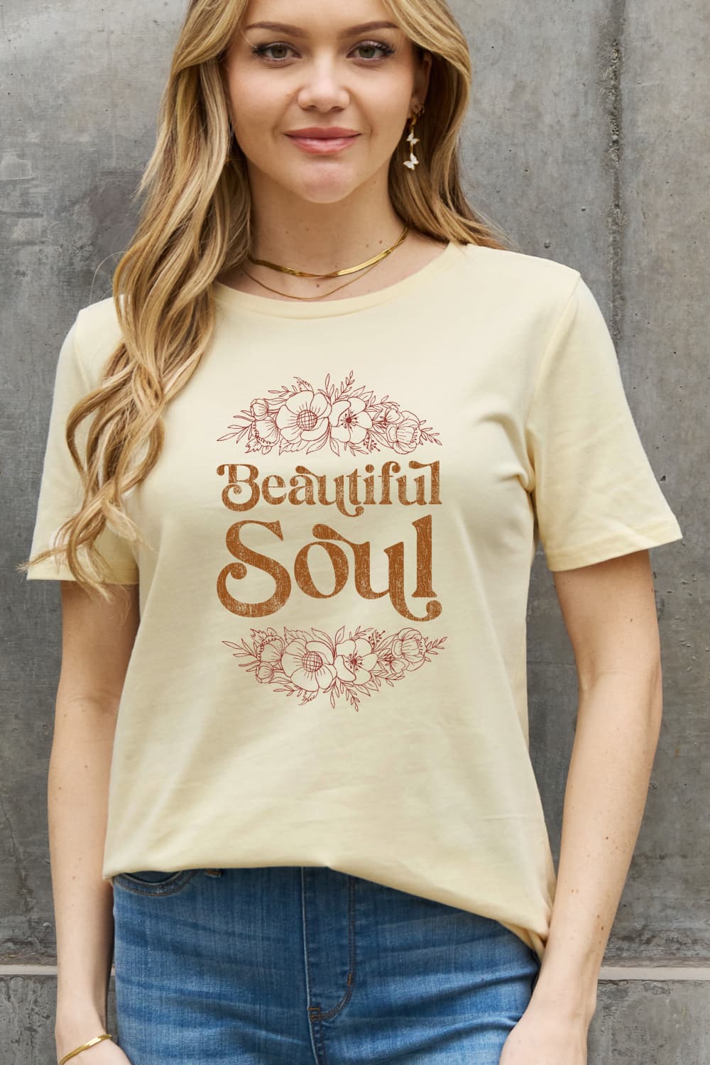 Camiseta de algodón con estampado BEAUTIFUL SOUL de tamaño completo de Simply Love