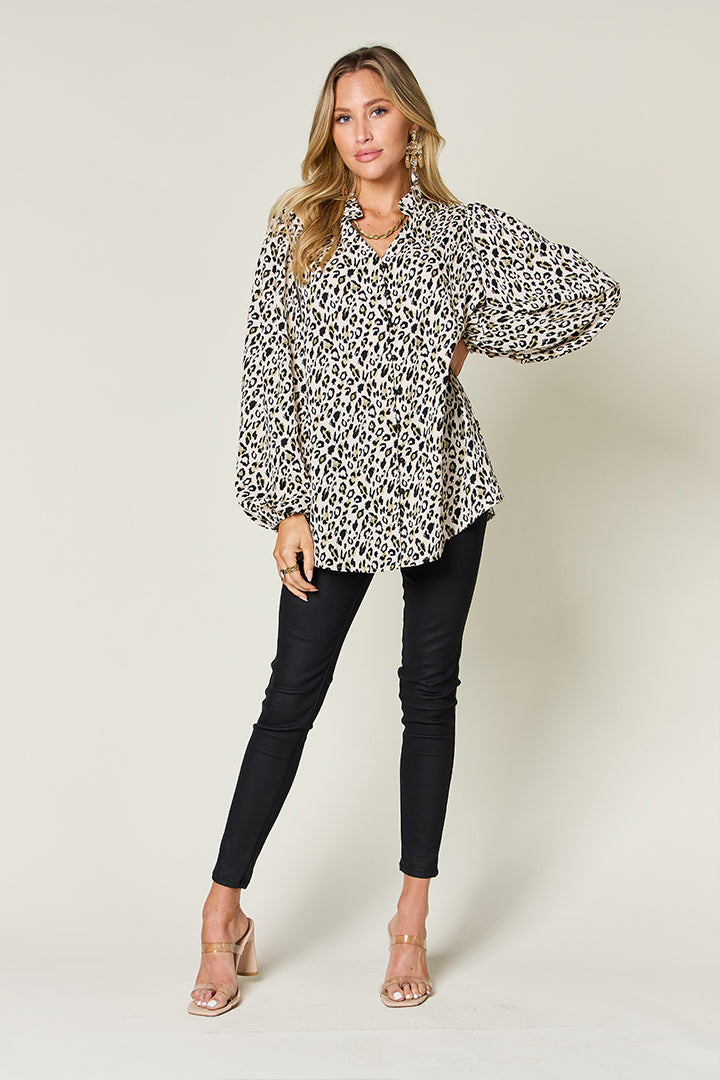 Blusa de manga larga con estampado de leopardo de tamaño completo de Double Take