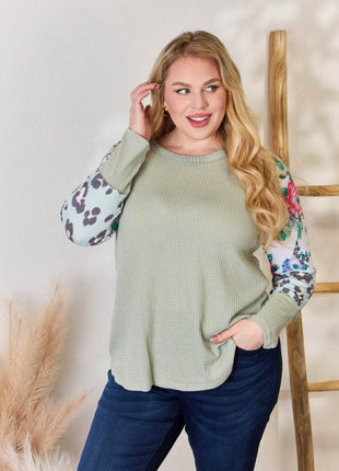 Hailey & Co Full Size Printed Round Neck Blouse - MimiStylez
