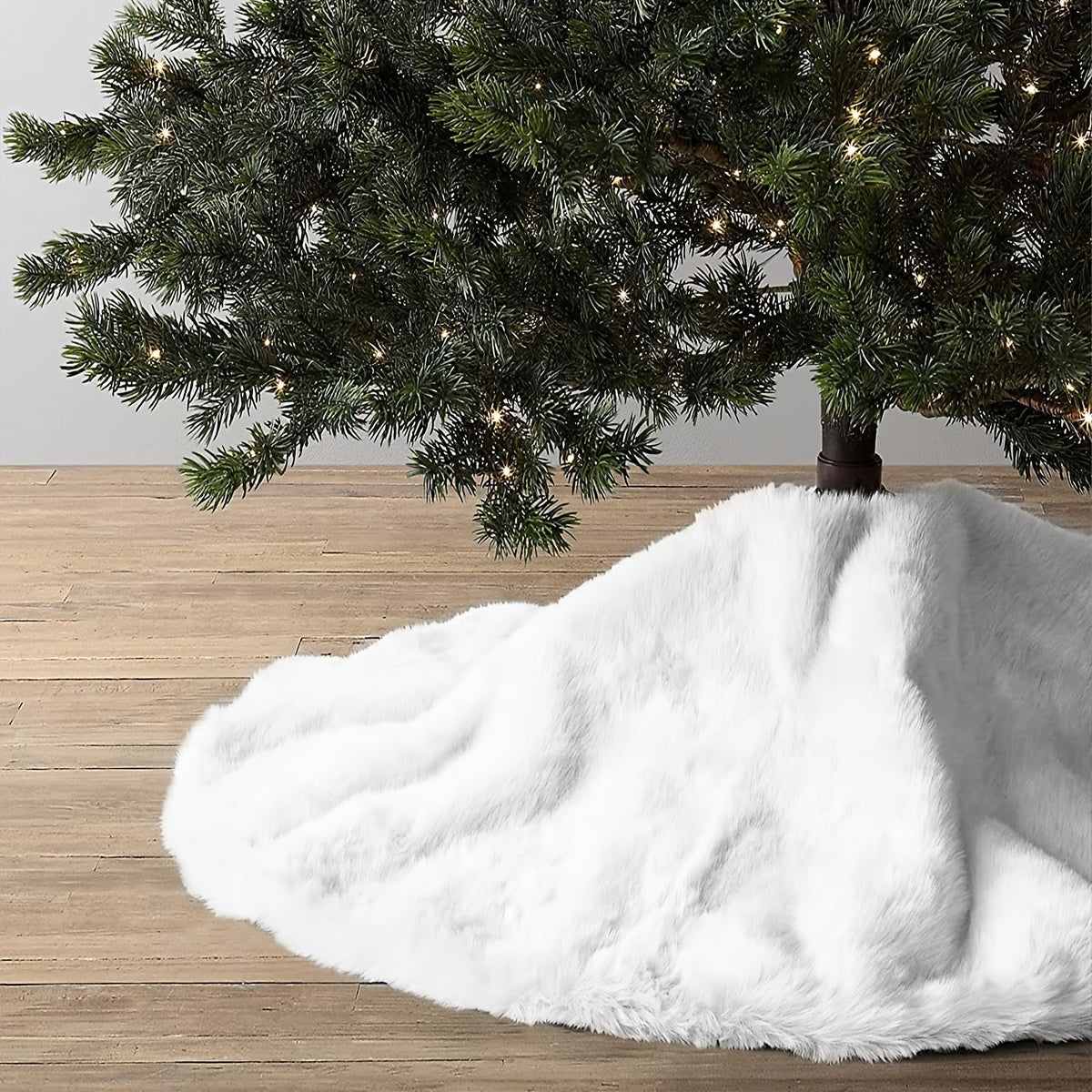 1pc White Christmas Tree Skirt Small Faux Fur Plush Tree Skirt For Christmas Pencil Tree Skirt, Holiday Decoration Christmas Supplies Home Decoration Event Decoration White Rabbit Fur Bedroom Living Room Decoration