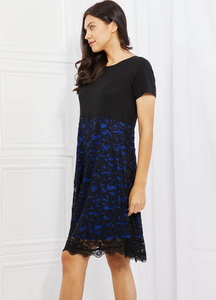 Yelete Full Size Contrasting Lace Midi Dress - MimiStylez