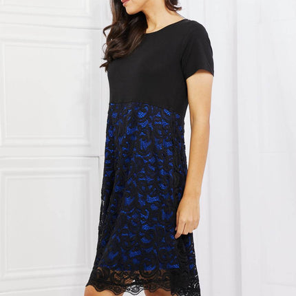 Yelete Full Size Contrasting Lace Midi Dress - MimiStylez