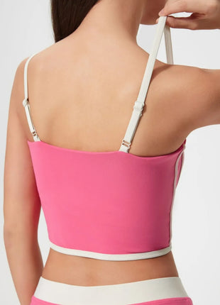 1c5888e8-7d82-481c-a845-8ec9b9e5825c-Max