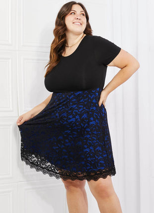 Yelete Full Size Contrasting Lace Midi Dress - MimiStylez