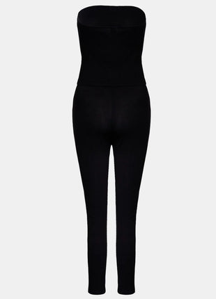 227b18f8-36c5-4586-b7b5-b53f836dac63-Max