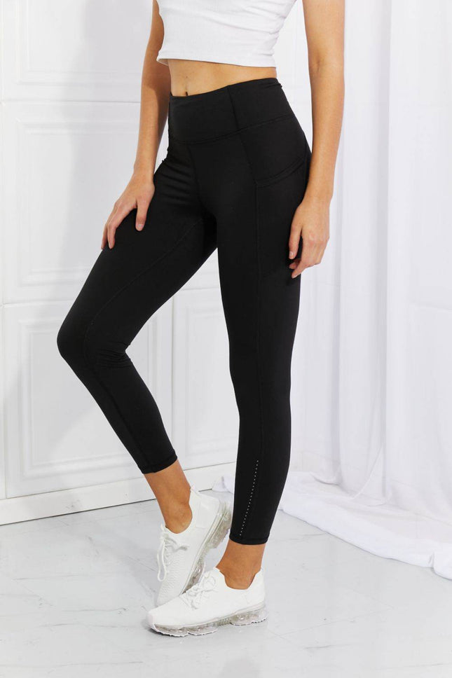 Leggings Depot Full Size Strengthen and Lengthen Reflective Dot Active Leggings - MimiStylez