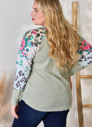 Hailey & Co Full Size Printed Round Neck Blouse - MimiStylez