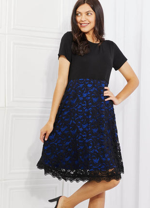 Yelete Full Size Contrasting Lace Midi Dress - MimiStylez