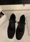 Black / 35