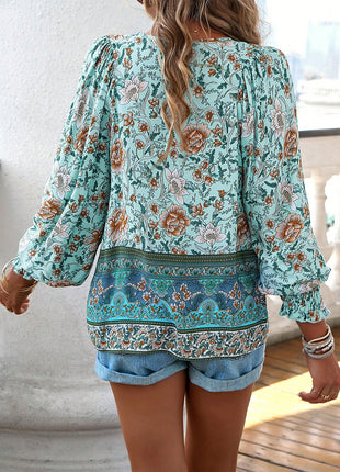 Blusa boêmia com decote em V e manga lanterna