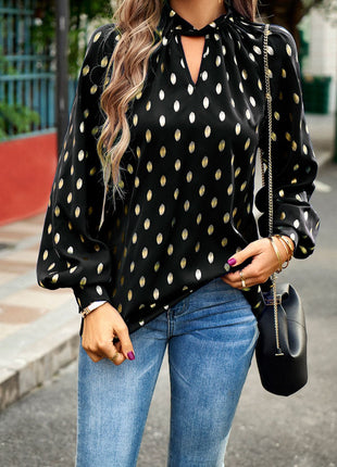 Blusa com decote falso e manga lanterna