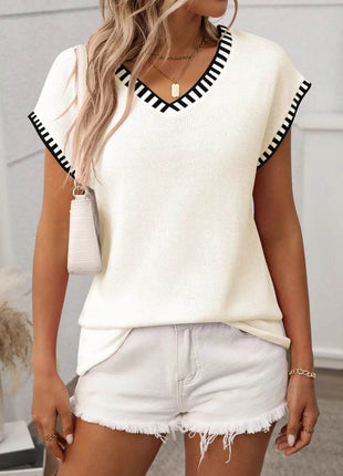 Contrast Trim V-Neck Short Sleeve Knit Top - MimiStylez
