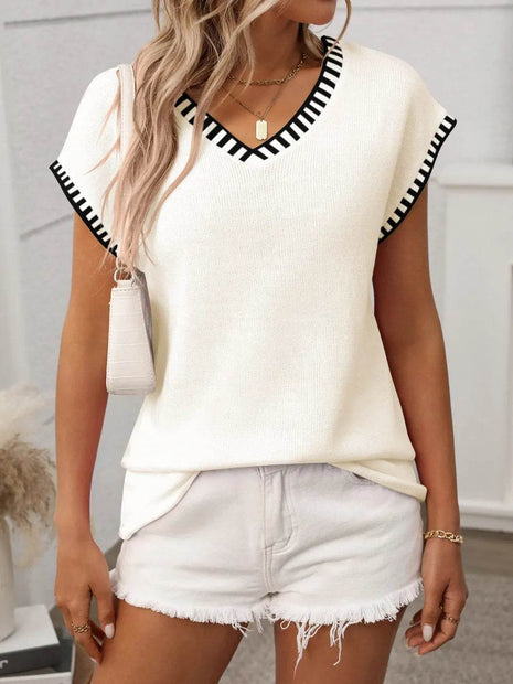 Contrast Trim V-Neck Short Sleeve Knit Top - MimiStylez