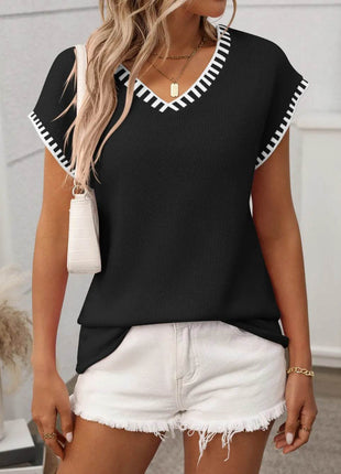 Contrast Trim V-Neck Short Sleeve Knit Top - MimiStylez