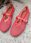 Red Without Buckle / 36