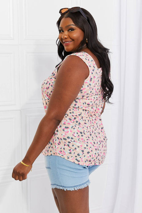 Heimish Full Size Printed Sleeveless Top - MimiStylez