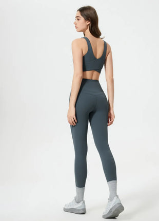 6f6278c0-a020-402d-82e1-c4d7e7be58d5-Max