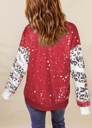 Christmas Tree Graphic Sweatshirt - MimiStylez