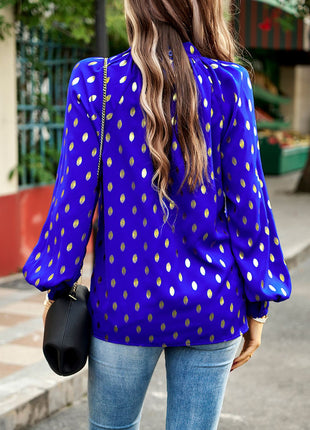 Blusa com decote falso e manga lanterna