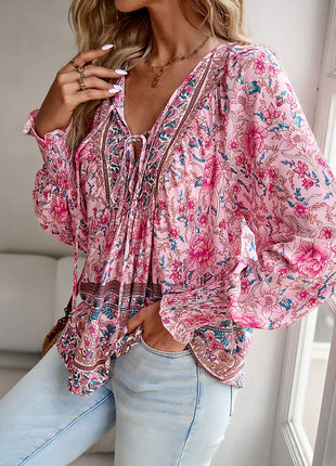 Blusa boêmia com decote em V e manga lanterna