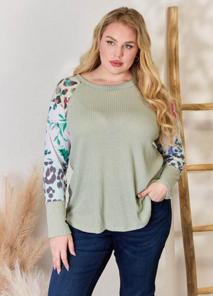 Hailey & Co Full Size Printed Round Neck Blouse - MimiStylez