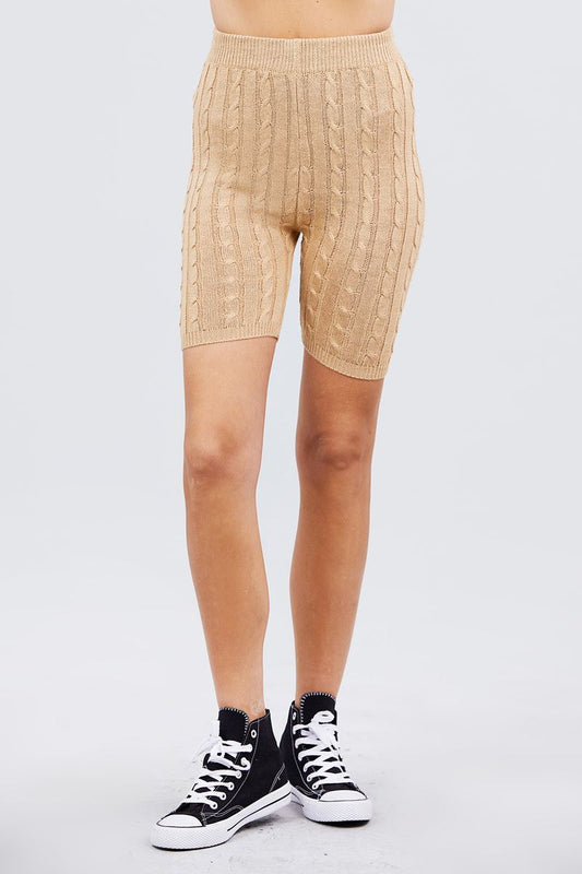 Shorts tipo suéter con efecto trenzado hasta las bermudas