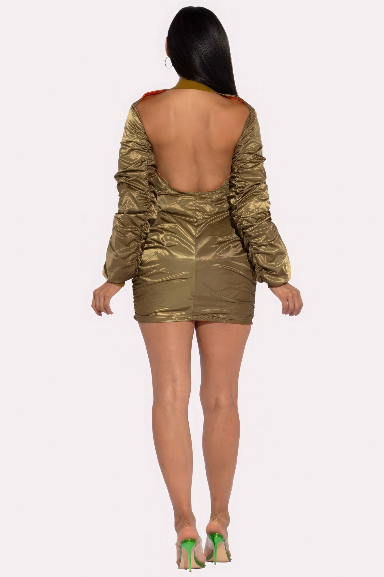 Minivestido estilo bomber sin espalda