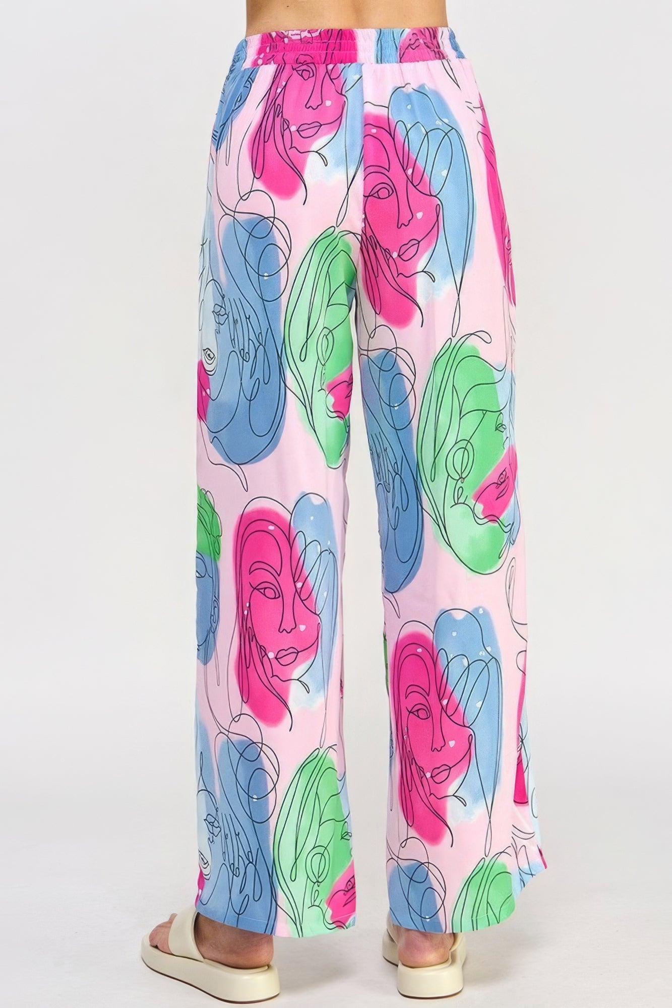 Pantalón ancho estampado con espalda elástica