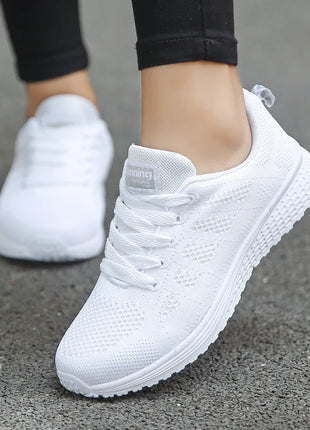 Women Casual Shoes Fashion Breathable Walking Mesh Flat Shoes Sneakers Women Gym Shoes Female Footwear
