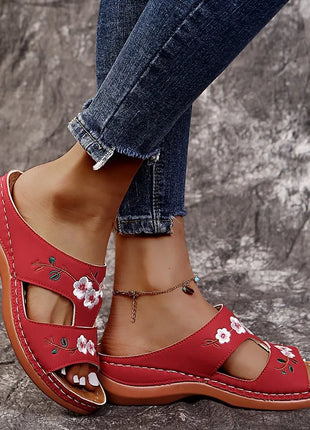 Women Slippers Embroider Flowers Leather Woman Sandals Light Casual Wedges