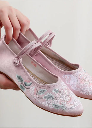 Chinese Embroidery Women Shoes Elegant