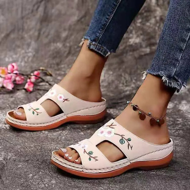 Women Slippers Embroider Flowers Leather Woman Sandals Light Casual Wedges