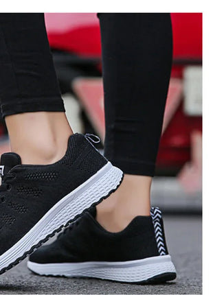 Women Casual Shoes Fashion Breathable Walking Mesh Flat Shoes Sneakers Women Gym Shoes Female Footwear