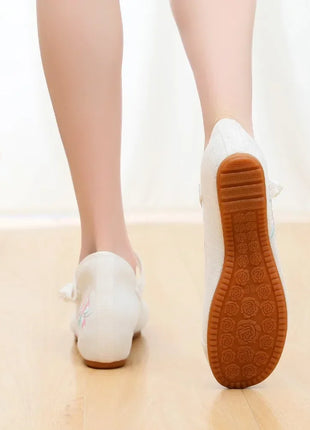 Chinese Embroidery Women Shoes Elegant