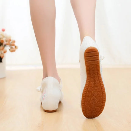 Chinese Embroidery Women Shoes Elegant