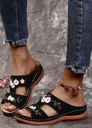 Women Slippers Embroider Flowers Leather Woman Sandals Light Casual Wedges