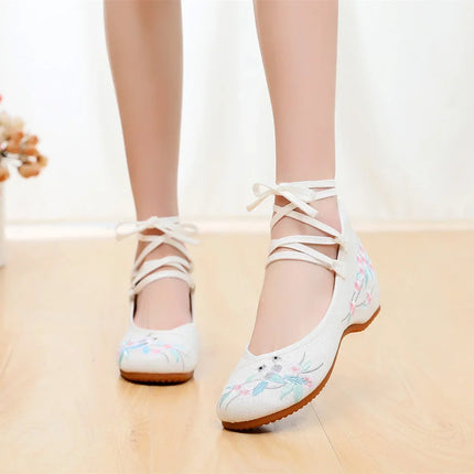 Embroidery Women Shoes, Vintage Woman Sneakers