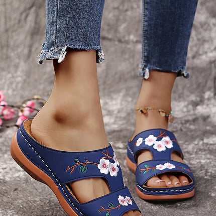Women Slippers Embroider Flowers Leather Woman Sandals Light Casual Wedges