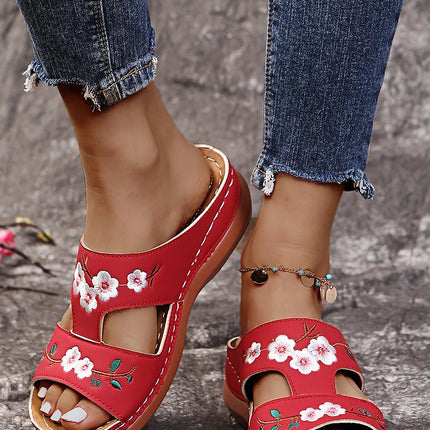 Women Slippers Embroider Flowers Leather Woman Sandals Light Casual Wedges