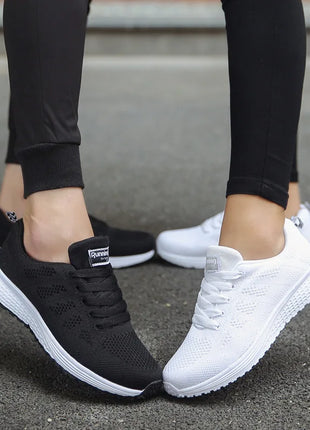 Women Casual Shoes Fashion Breathable Walking Mesh Flat Shoes Sneakers Women Gym Shoes Female Footwear