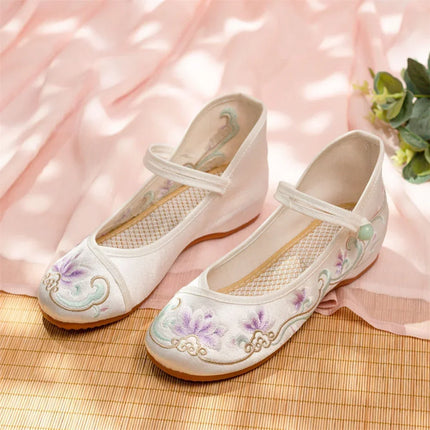 Chinese Embroidery Women Shoes Elegant