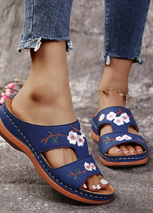 Women Slippers Embroider Flowers Leather Woman Sandals Light Casual Wedges