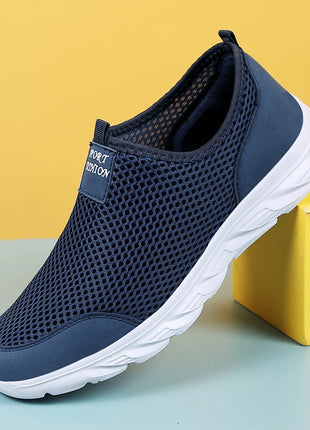 Lightweight Men Casual Shoes Breathable Slip on Male Casual Sneakers Anti-slip Men's Flats Outdoor Walking Shoes Size ds