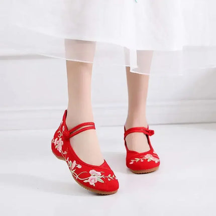 Chinese Embroidery Women Shoes Elegant