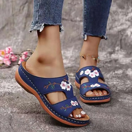 Women Slippers Embroider Flowers Leather Woman Sandals Light Casual Wedges