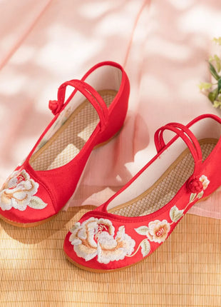 Chinese Embroidery Women Shoes Elegant