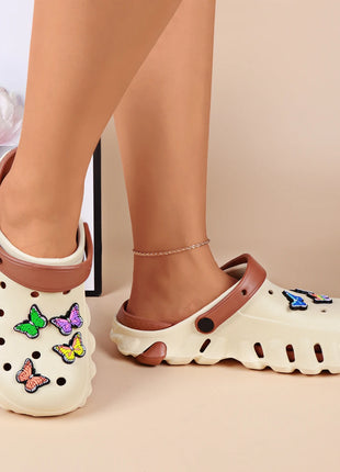 Women's Summer Beach Non-Slip Clogs Lightweight Thick Sole Closed Toe Clogs With Colorful Butterfly Decorations